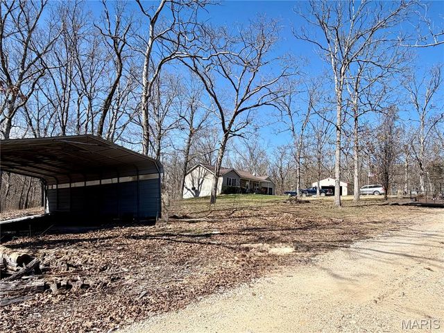 719 White Dogwood Court, St Clair, MO 63077