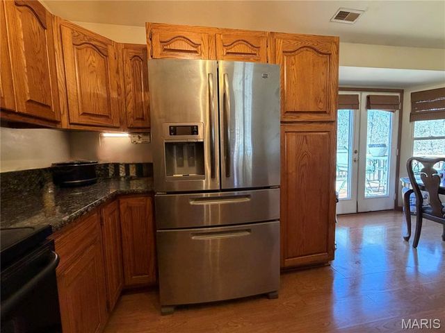 719 White Dogwood Court, St Clair, MO 63077