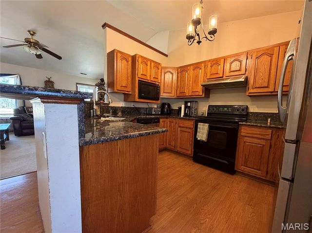 719 White Dogwood Court, St Clair, MO 63077