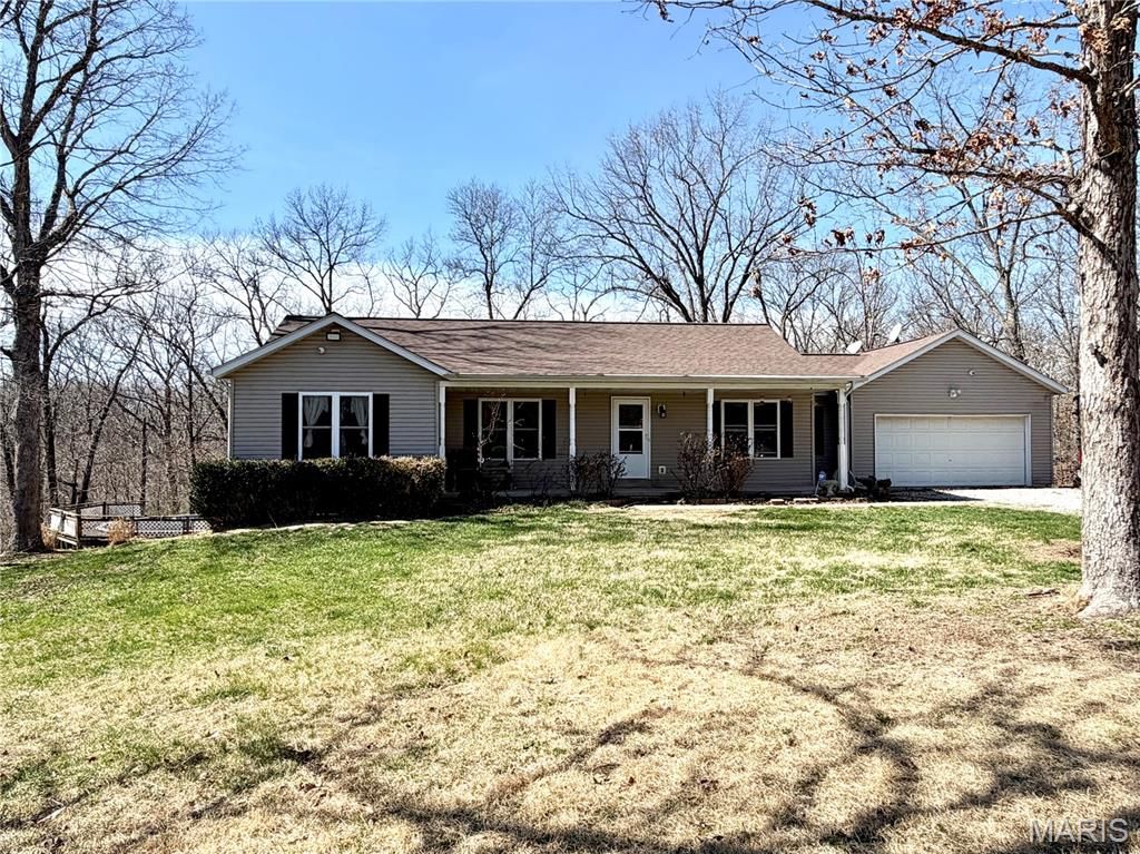719 White Dogwood Court, St Clair, MO 63077