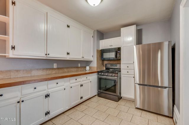 1215 Maryland Avenue, Bristol, TN 37620