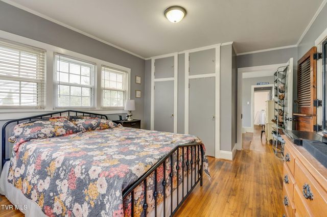 1215 Maryland Avenue, Bristol, TN 37620