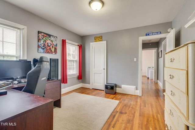 1215 Maryland Avenue, Bristol, TN 37620