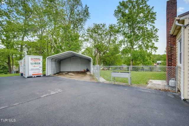 1215 Maryland Avenue, Bristol, TN 37620
