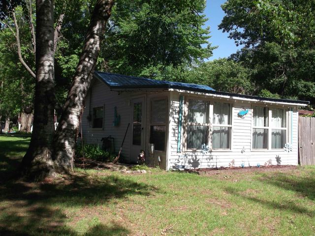 103 Maple Street, Lake, MI 48632