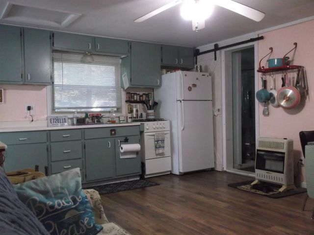 103 Maple Street, Lake, MI 48632