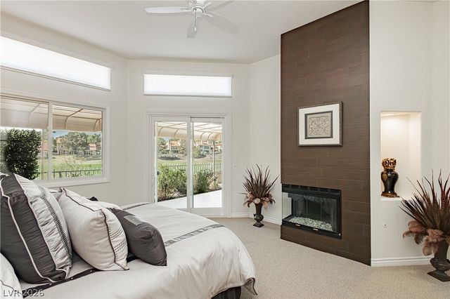 7937 Harbour Towne Avenue, Las Vegas, NV 89113