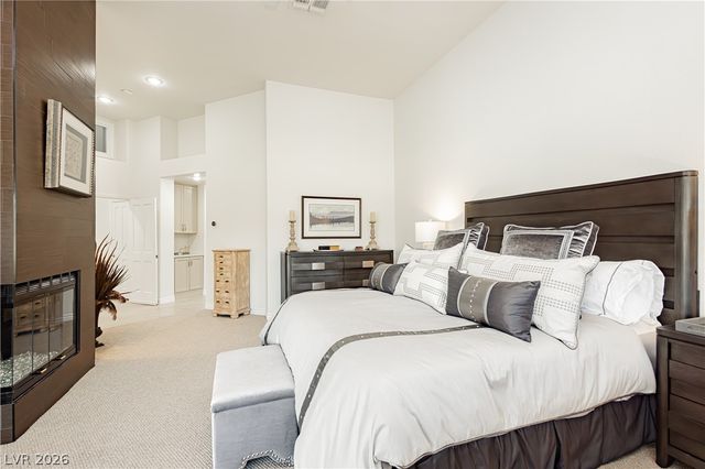 7937 Harbour Towne Avenue, Las Vegas, NV 89113