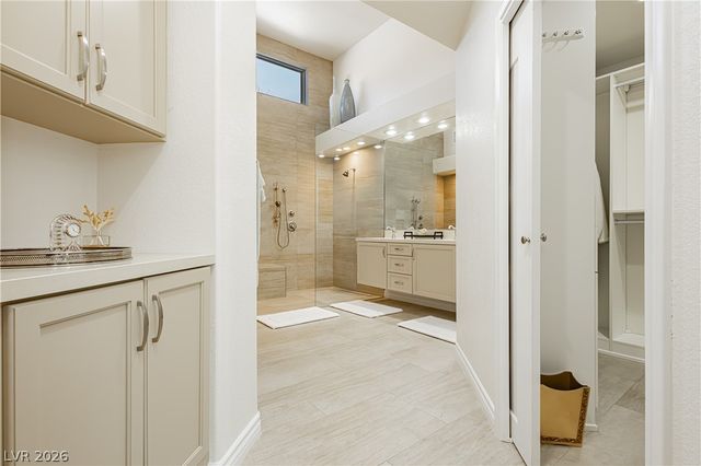 7937 Harbour Towne Avenue, Las Vegas, NV 89113