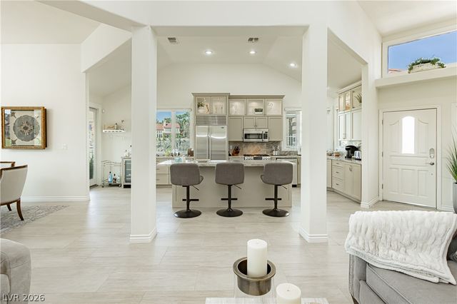 7937 Harbour Towne Avenue, Las Vegas, NV 89113