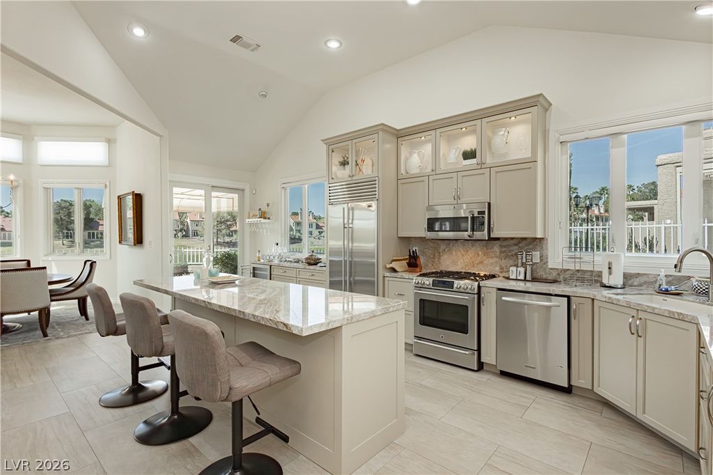 7937 Harbour Towne Avenue, Las Vegas, NV 89113