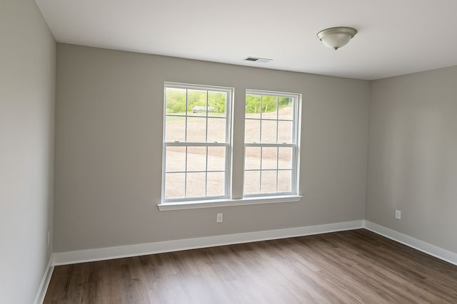 1855 Adams rd, Charlotte, TN 37036