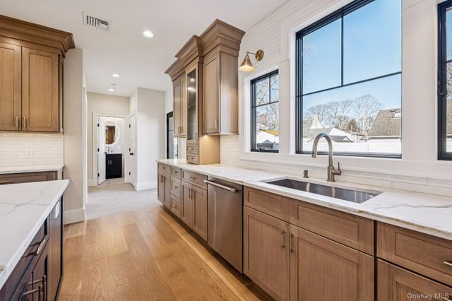 149 Harding Street, Massapequa Park, NY 11762