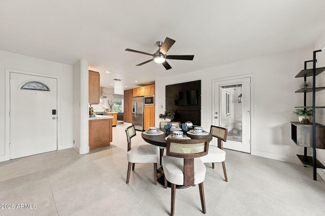 6725 E HOLLY Street, Scottsdale, AZ 85257