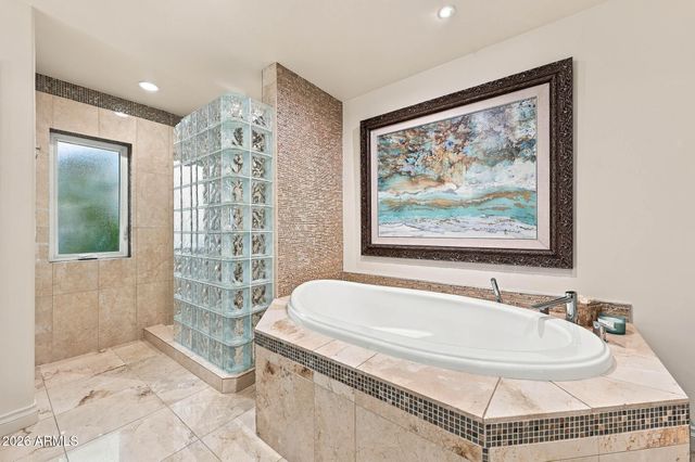 6725 E HOLLY Street, Scottsdale, AZ 85257