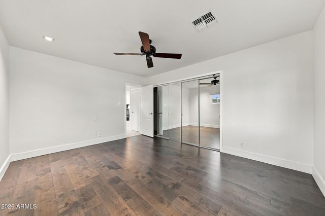 6725 E HOLLY Street, Scottsdale, AZ 85257