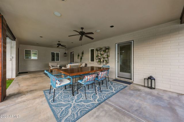 6725 E HOLLY Street, Scottsdale, AZ 85257