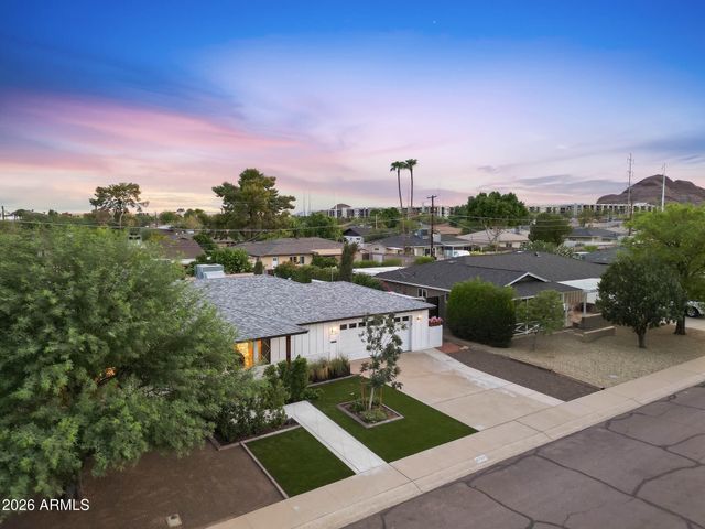 6725 E HOLLY Street, Scottsdale, AZ 85257