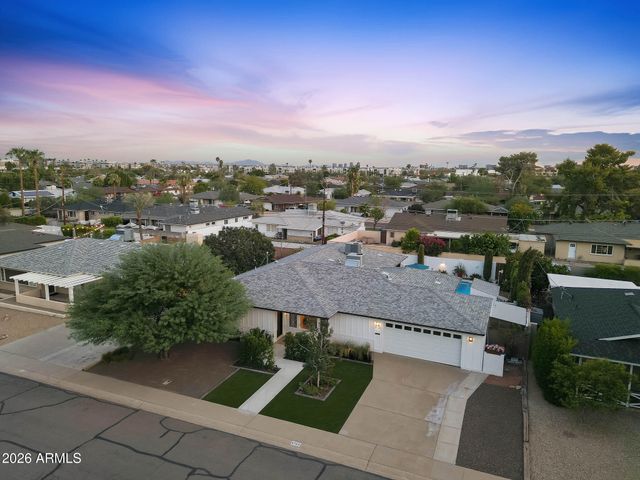 6725 E HOLLY Street, Scottsdale, AZ 85257