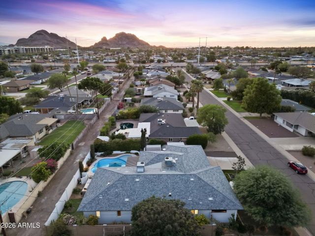 6725 E HOLLY Street, Scottsdale, AZ 85257