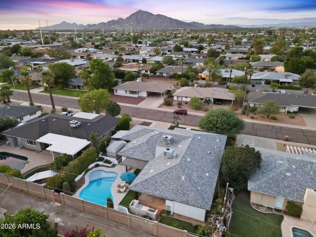 6725 E HOLLY Street, Scottsdale, AZ 85257