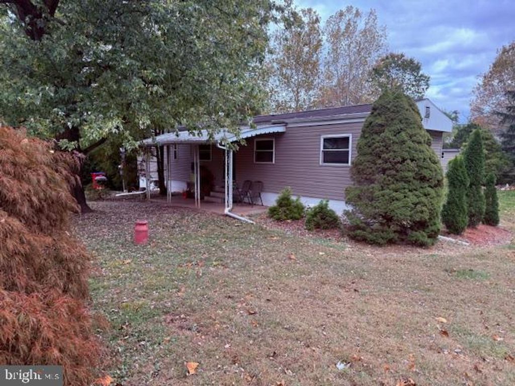 217 S PARK RD, Pottstown, PA 19464