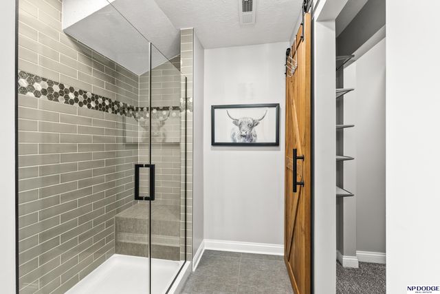 1917 S 167th Avenue Circle, Omaha, NE 68130