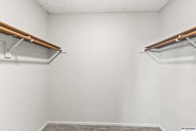 1917 S 167th Avenue Circle, Omaha, NE 68130