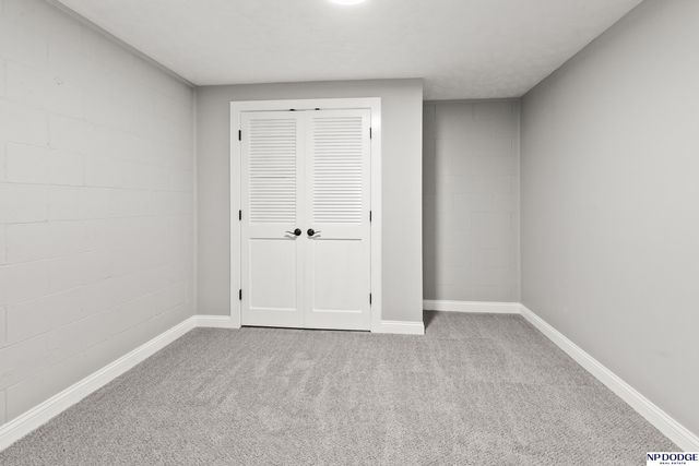 1917 S 167th Avenue Circle, Omaha, NE 68130