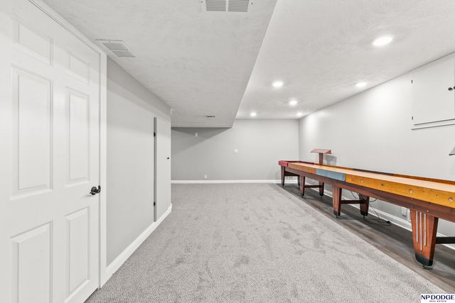 1917 S 167th Avenue Circle, Omaha, NE 68130