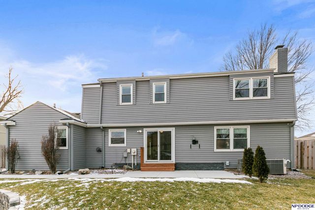 1917 S 167th Avenue Circle, Omaha, NE 68130