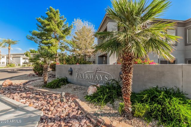 7401 W ARROWHEAD CLUBHOUSE Drive 2087, Glendale, AZ 85308