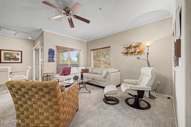 7401 W ARROWHEAD CLUBHOUSE Drive 2087, Glendale, AZ 85308