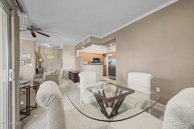 7401 W ARROWHEAD CLUBHOUSE Drive 2087, Glendale, AZ 85308