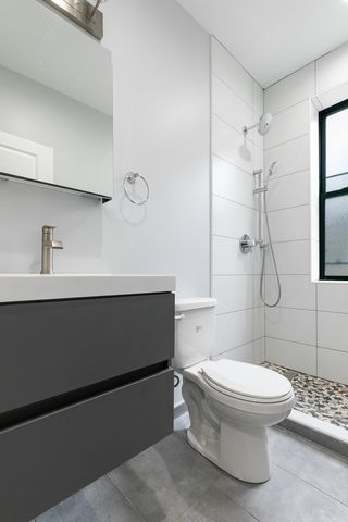 7738 N Eastlake Terrace 2W, Chicago, IL 60626