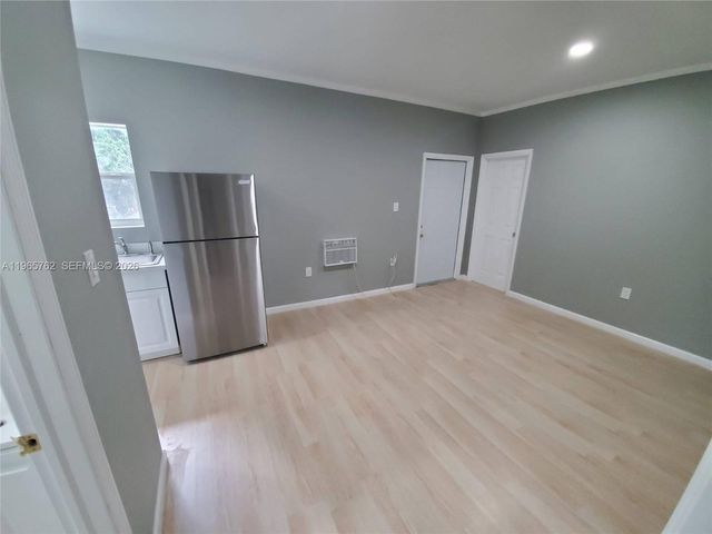 2425 NW 28th Street, Miami, FL 33142