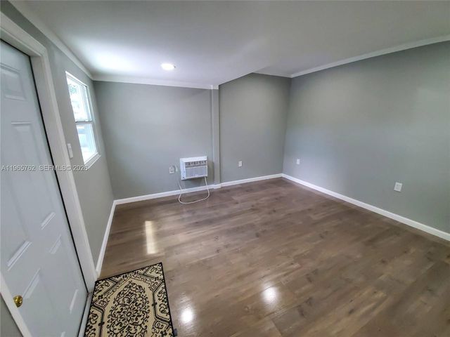 2425 NW 28th Street, Miami, FL 33142