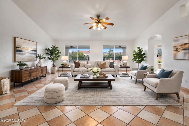 1181 Avenida Gloriosa, Rio Rico, AZ 85648