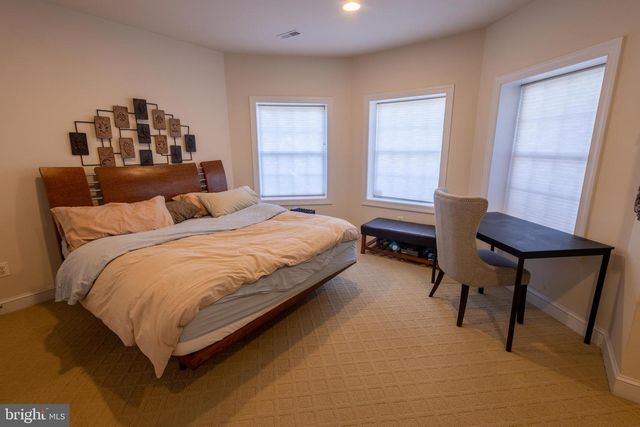 5717 OLD CLIFTON RD, Clifton, VA 20124