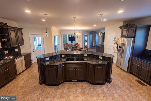 5717 OLD CLIFTON RD, Clifton, VA 20124