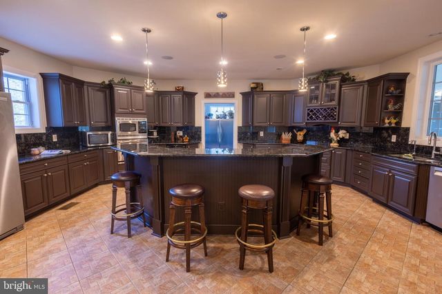 5717 OLD CLIFTON RD, Clifton, VA 20124
