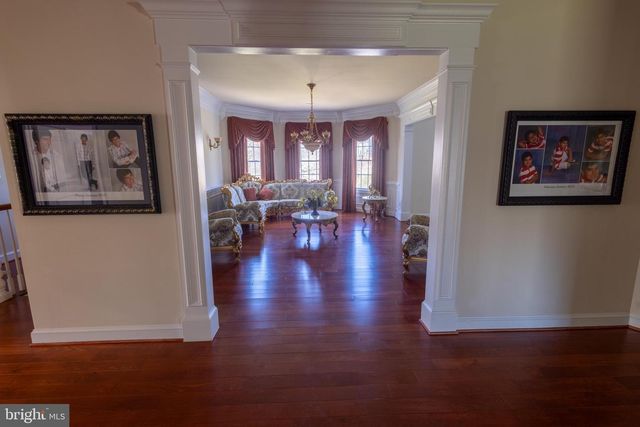 5717 OLD CLIFTON RD, Clifton, VA 20124