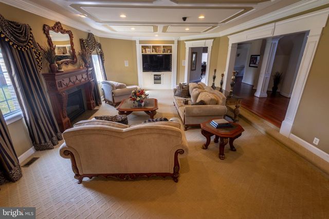5717 OLD CLIFTON RD, Clifton, VA 20124