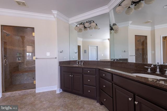 5717 OLD CLIFTON RD, Clifton, VA 20124