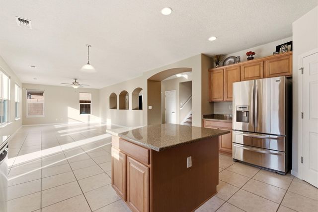 213 Paseo Vista Loop NE, Rio Rancho, NM 87124