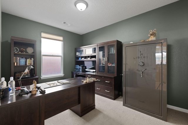 213 Paseo Vista Loop NE, Rio Rancho, NM 87124