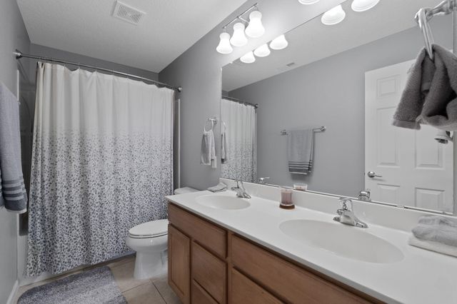 213 Paseo Vista Loop NE, Rio Rancho, NM 87124