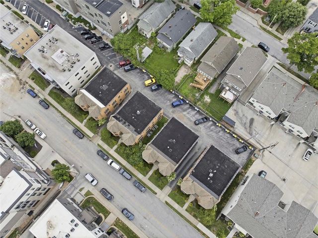 4514 Broadway Boulevard 2A, Kansas City, MO 64111