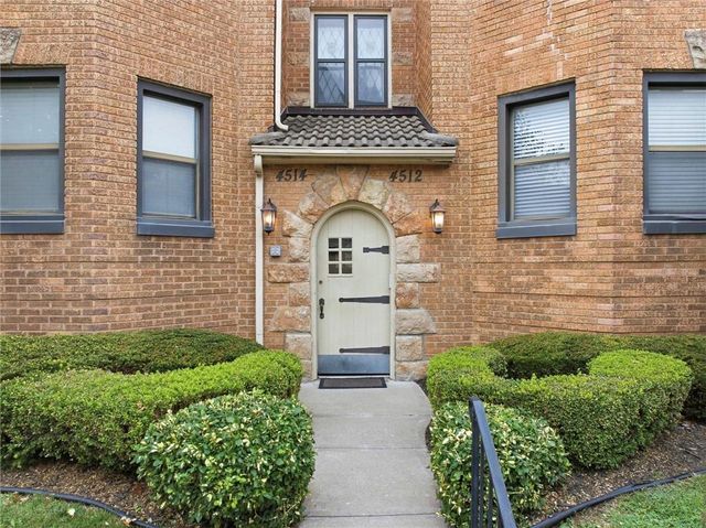 4514 Broadway Boulevard 2A, Kansas City, MO 64111