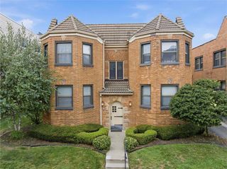 4514 Broadway Boulevard 2A, Kansas City, MO 64111